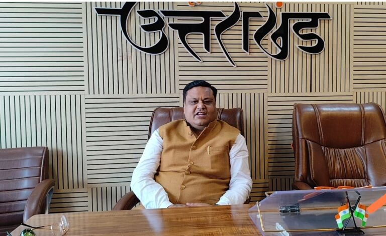 Network_7 के ऑनलाइन सर्वे में सचिन बने लक्सर की पहली पसंद।