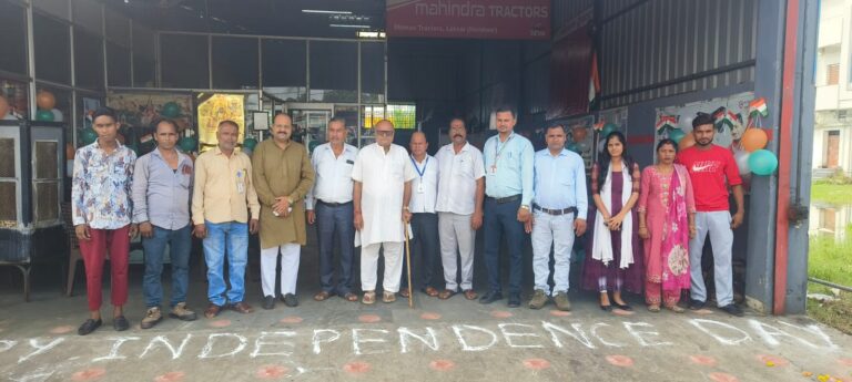 धीमान ट्रैक्टर्स लक्सर में धूमधाम से मनाया गया स्वतंत्रता दिवस